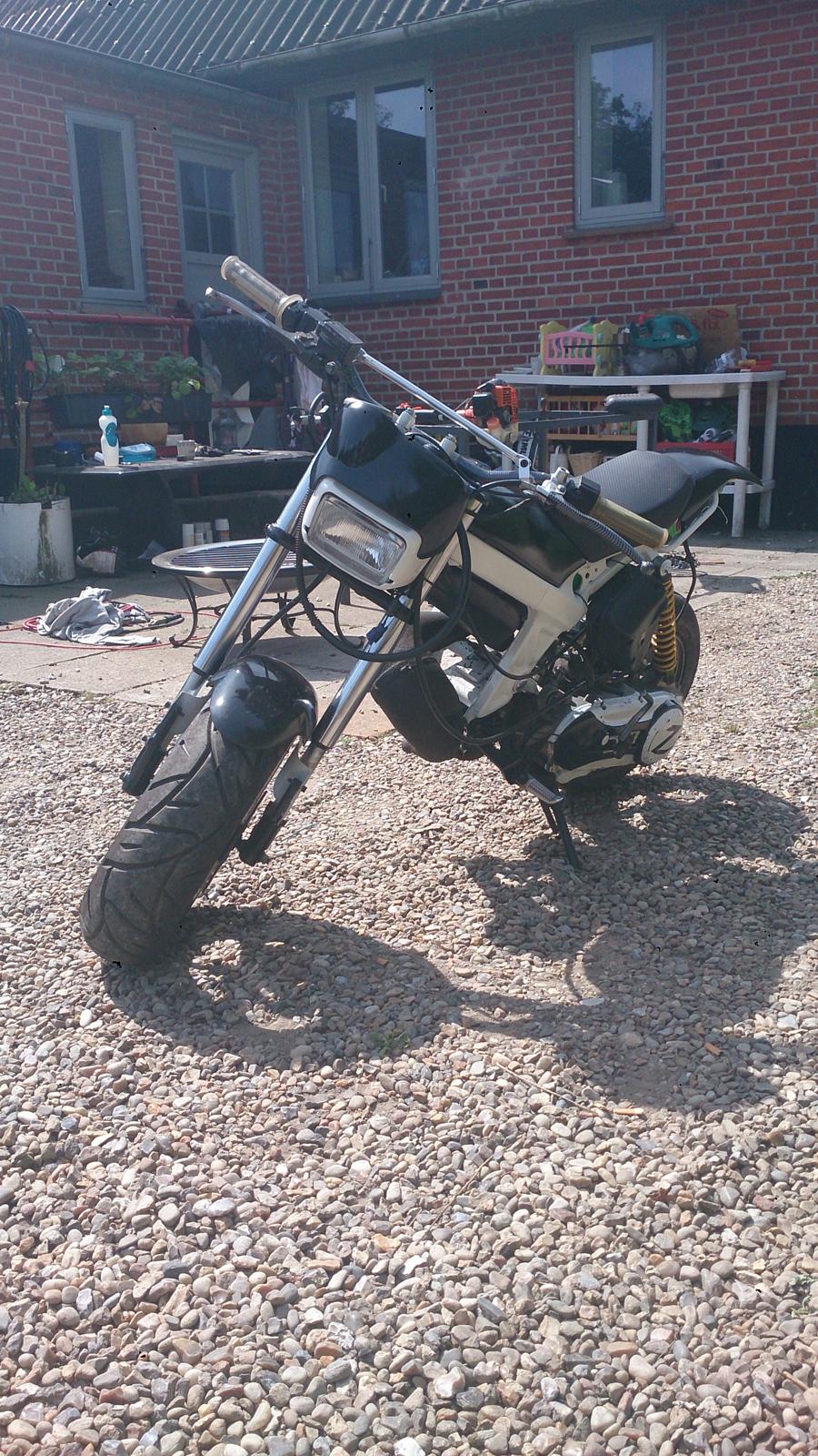 Suzuki street magic billede 2