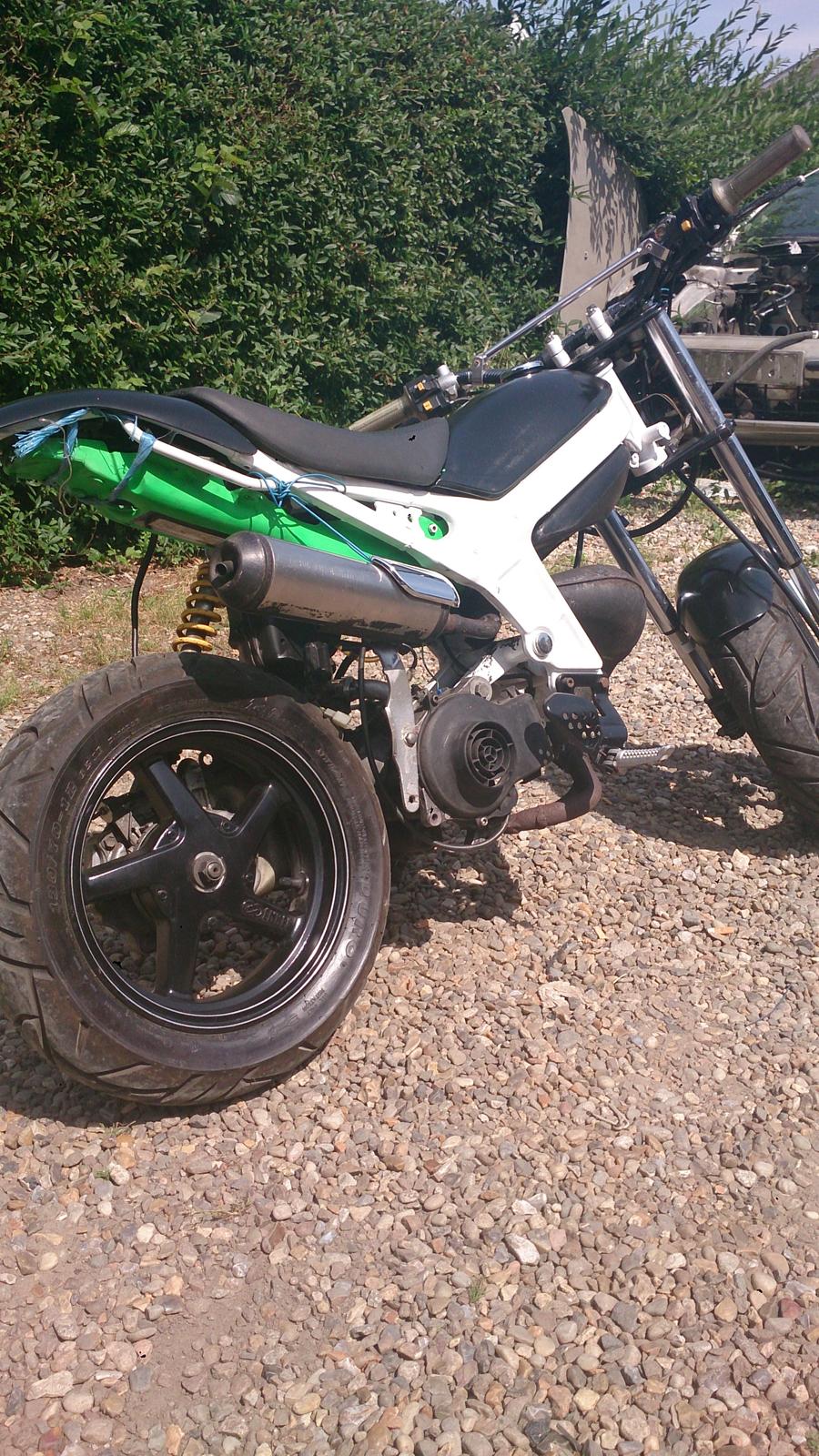 Suzuki street magic billede 5