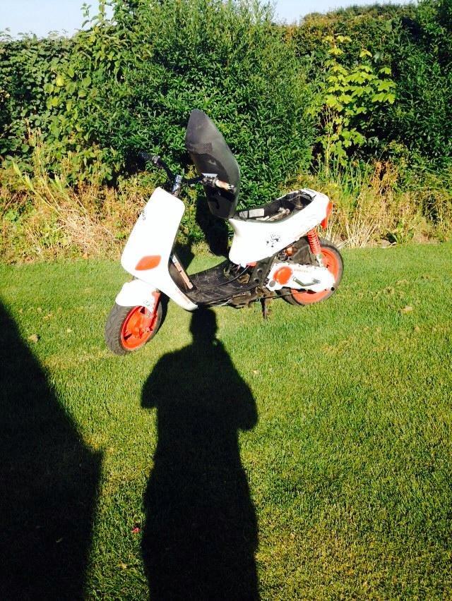 Piaggio Zip  Malossi MHR SOLGT i dele billede 4