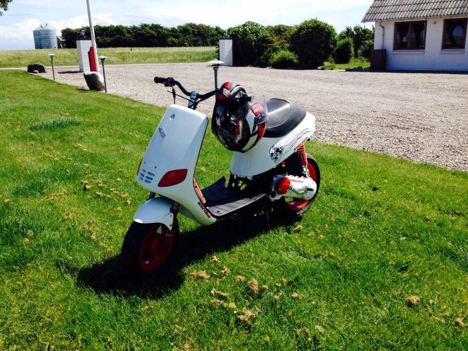 Piaggio Zip  Malossi MHR SOLGT i dele billede 1