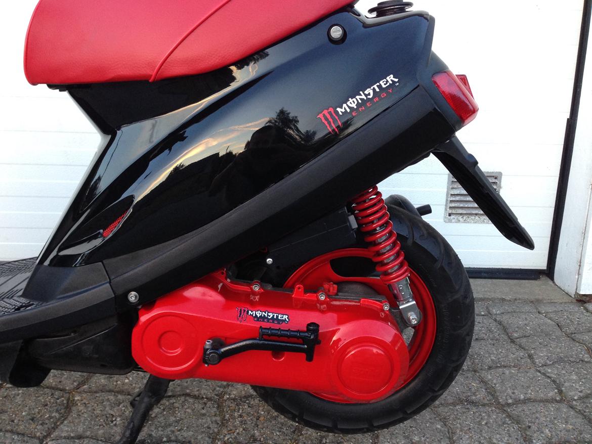 Yamaha Jog As red monster edition billede 3