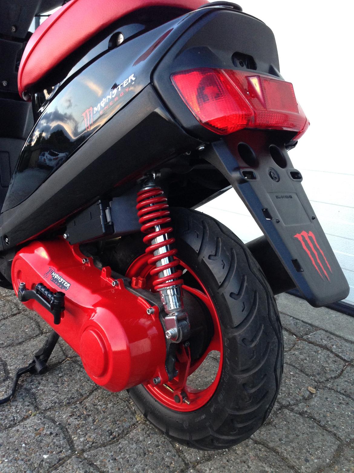 Yamaha Jog As red monster edition billede 4