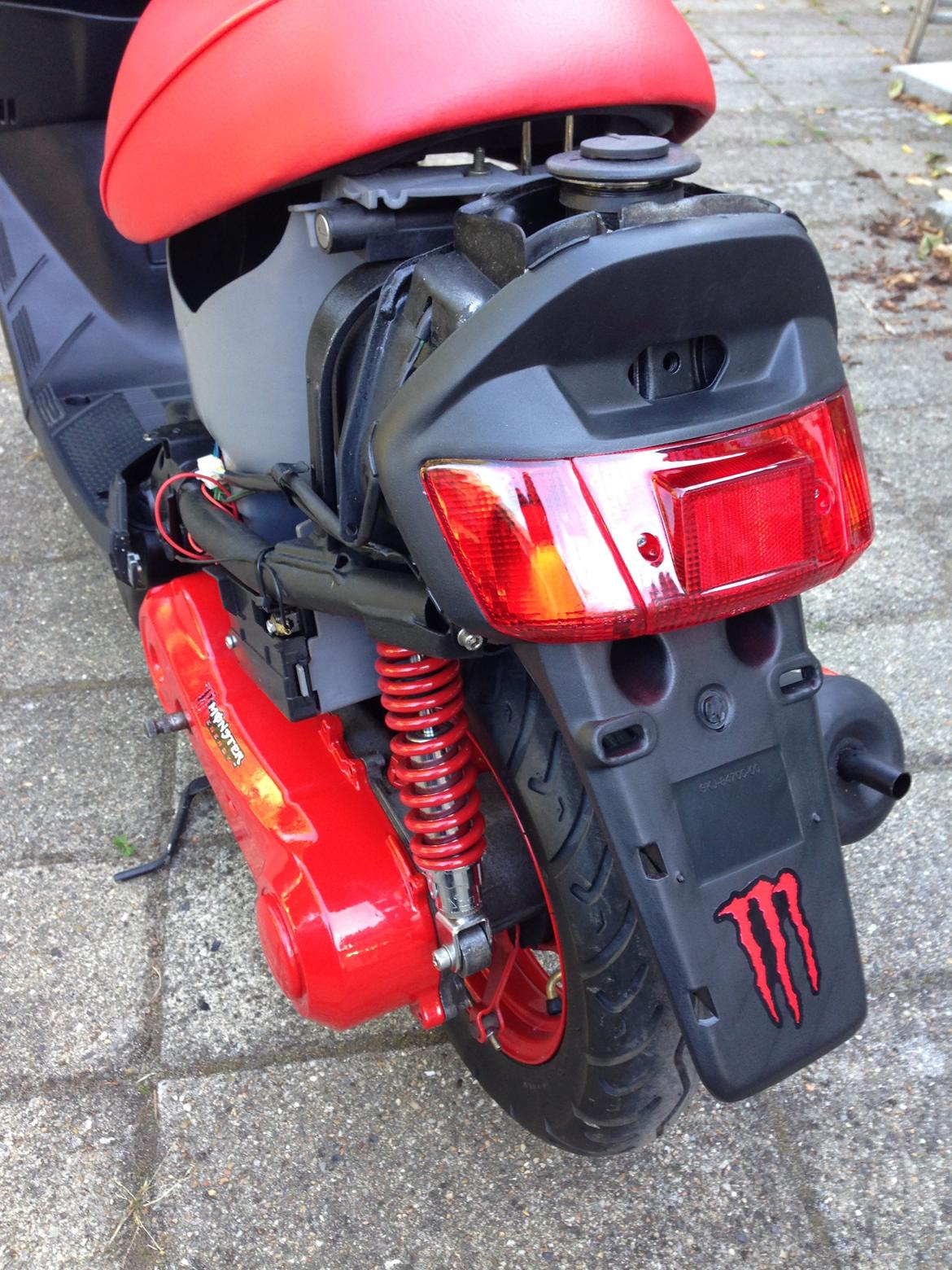 Yamaha Jog As red monster edition billede 11