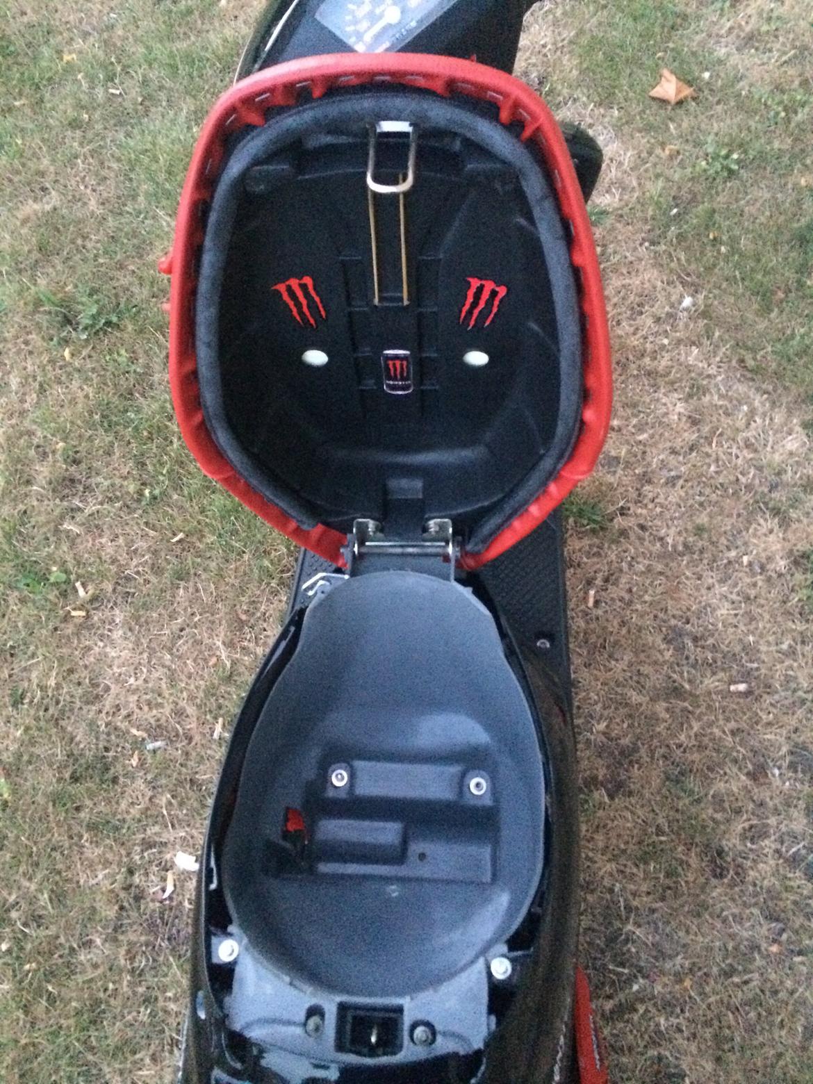 Yamaha Jog AS (Monster edition) billede 13