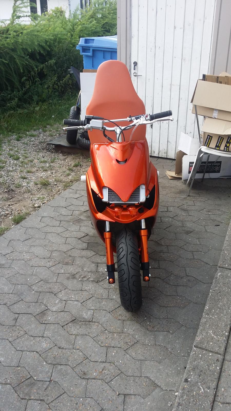 Yamaha jog r  billede 8