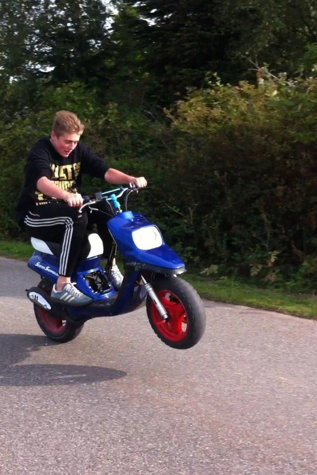 MBK booster billede 8