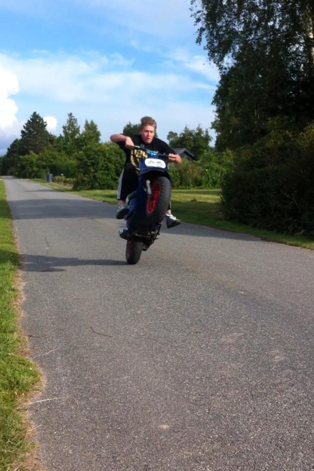 MBK booster billede 10