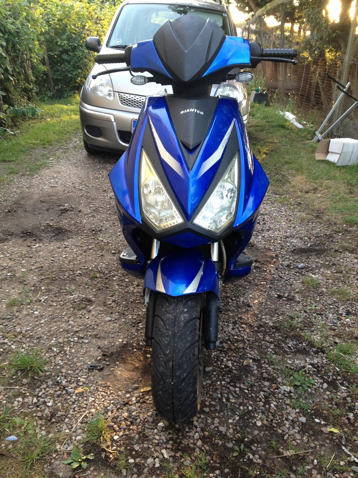 Giantco Lambros billede 2