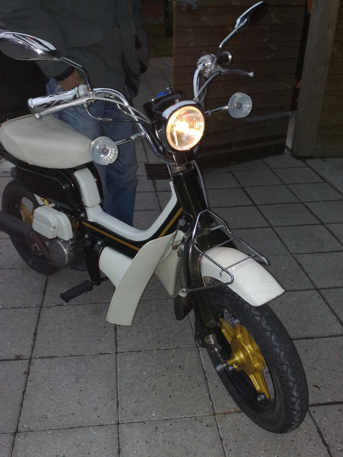 Suzuki FZ50 billede 19