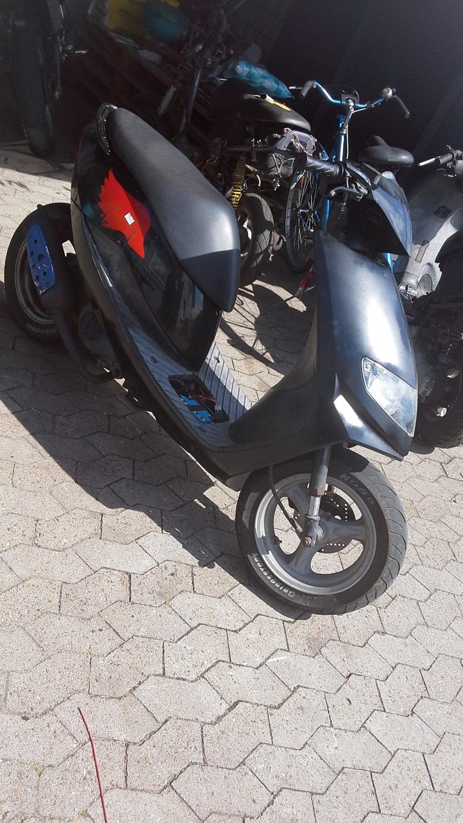 Suzuki Estilete (Tidl. Scooter) billede 5