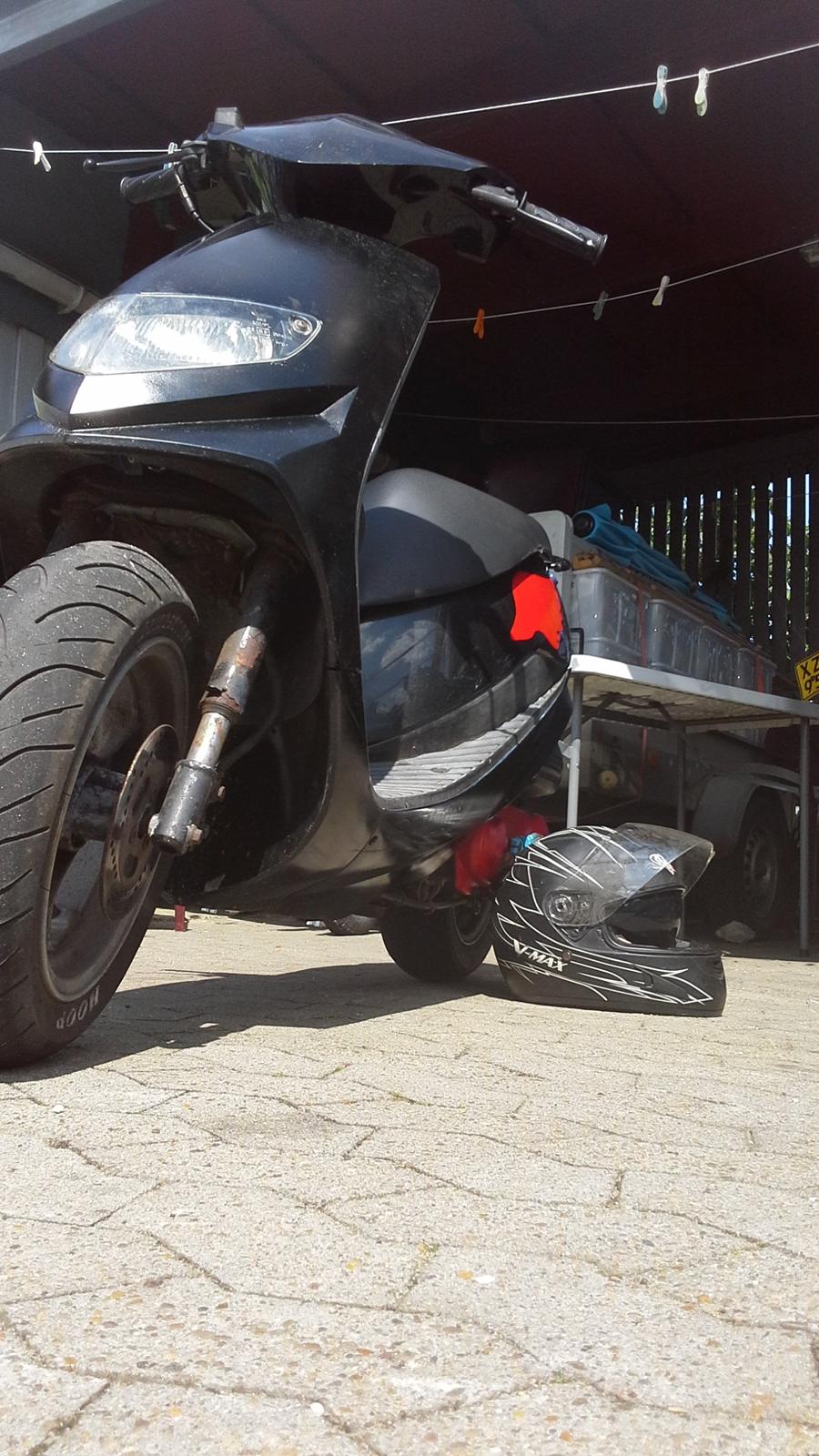 Suzuki Estilete (Tidl. Scooter) billede 1