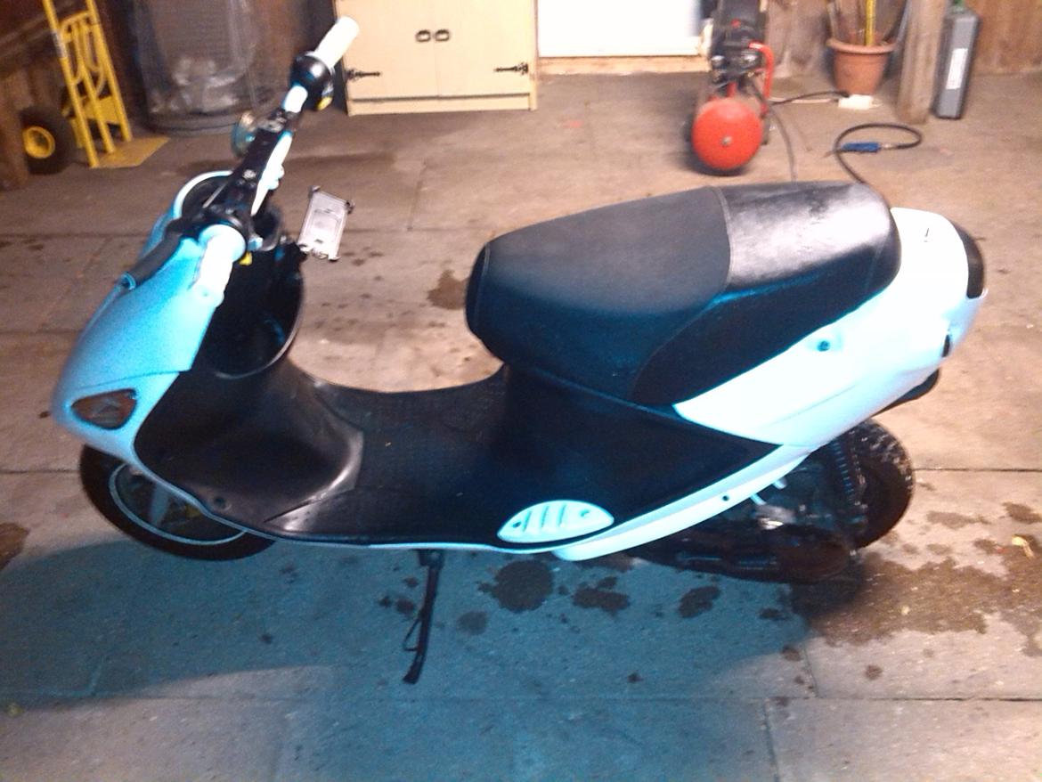 PGO Black/White Magic billede 5