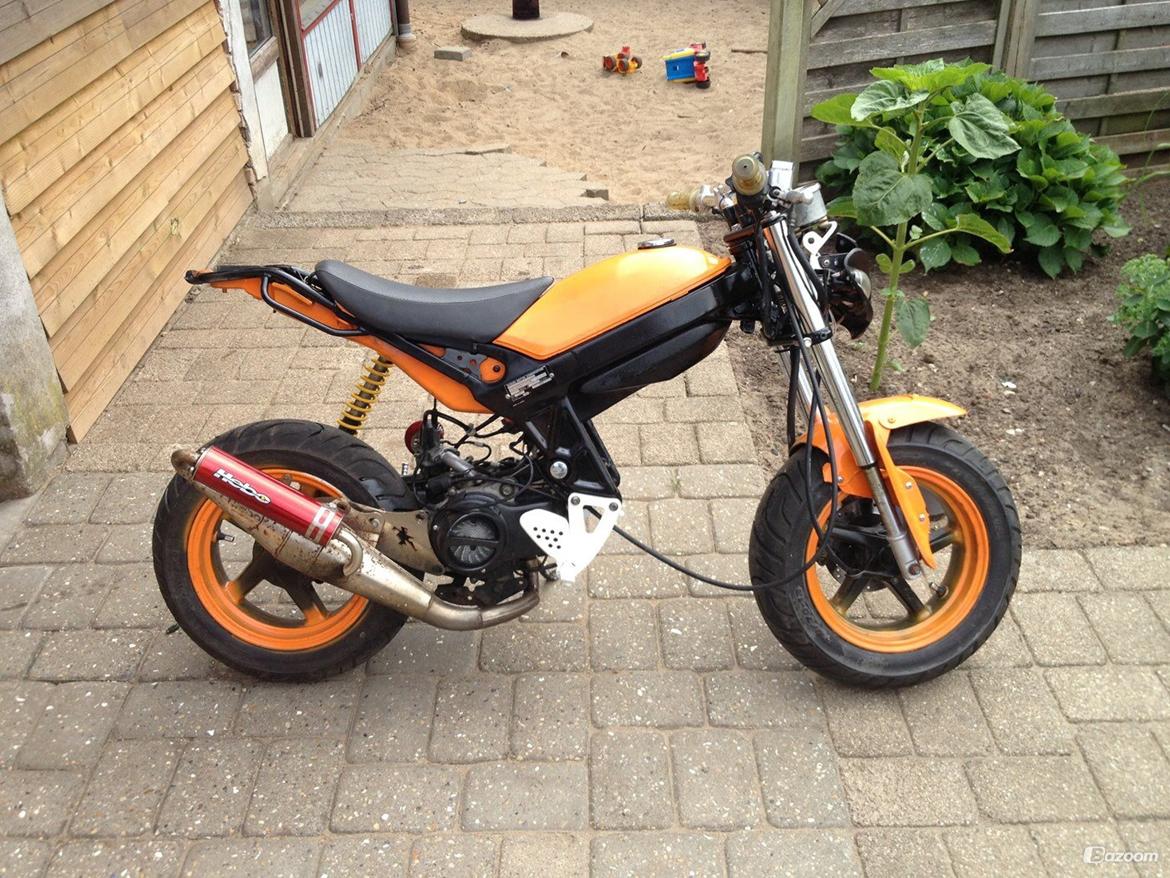 Suzuki Street magic - Gammelt billede billede 5