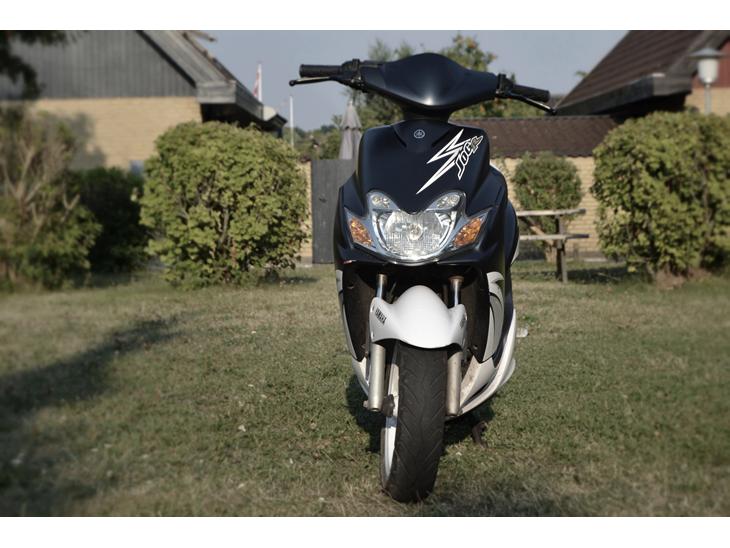 {{currentPhoto.altText}} billede {{currentPhoto.number}}