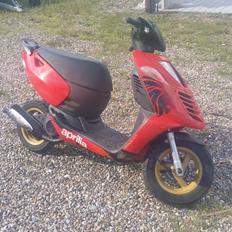 Aprilia Sonic Gp (Red Lion)