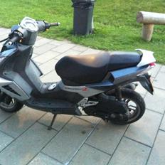 Peugeot Speedfight 3