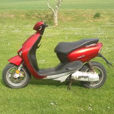 Yamaha Neos