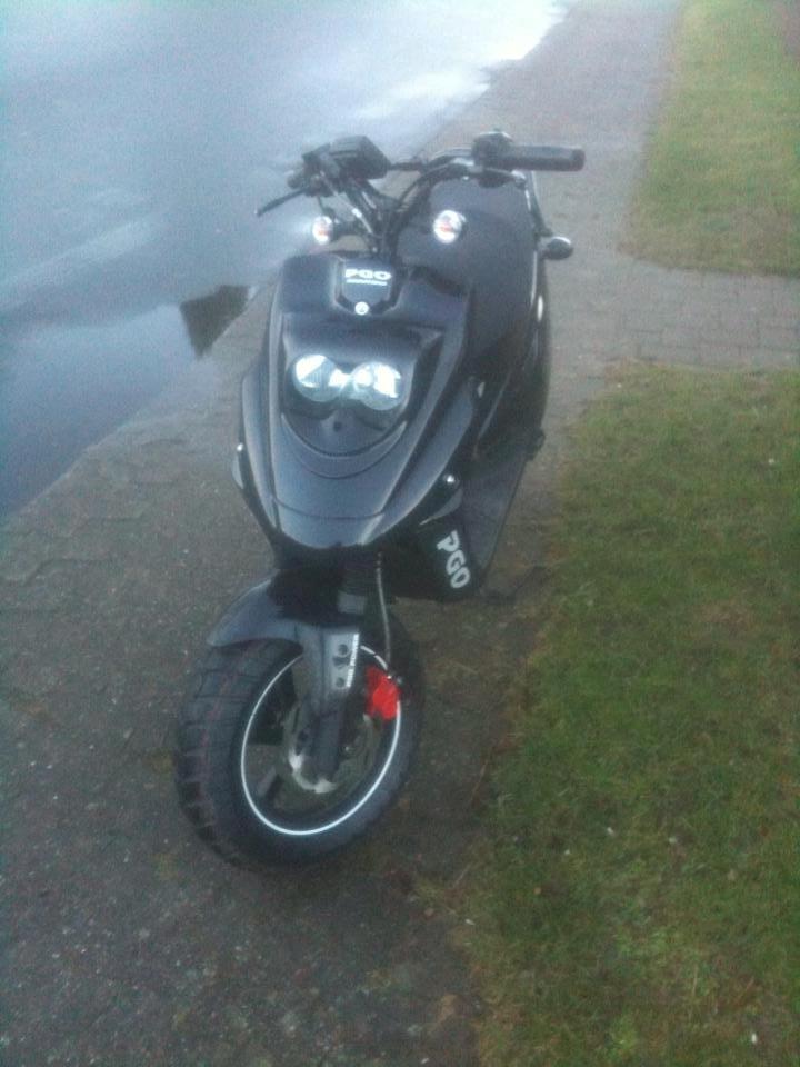 PGO hot naked billede 1