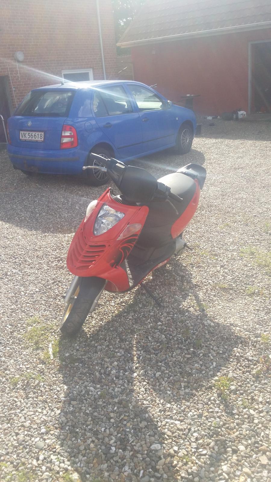 Aprilia Sonic Gp (Red Lion) billede 10