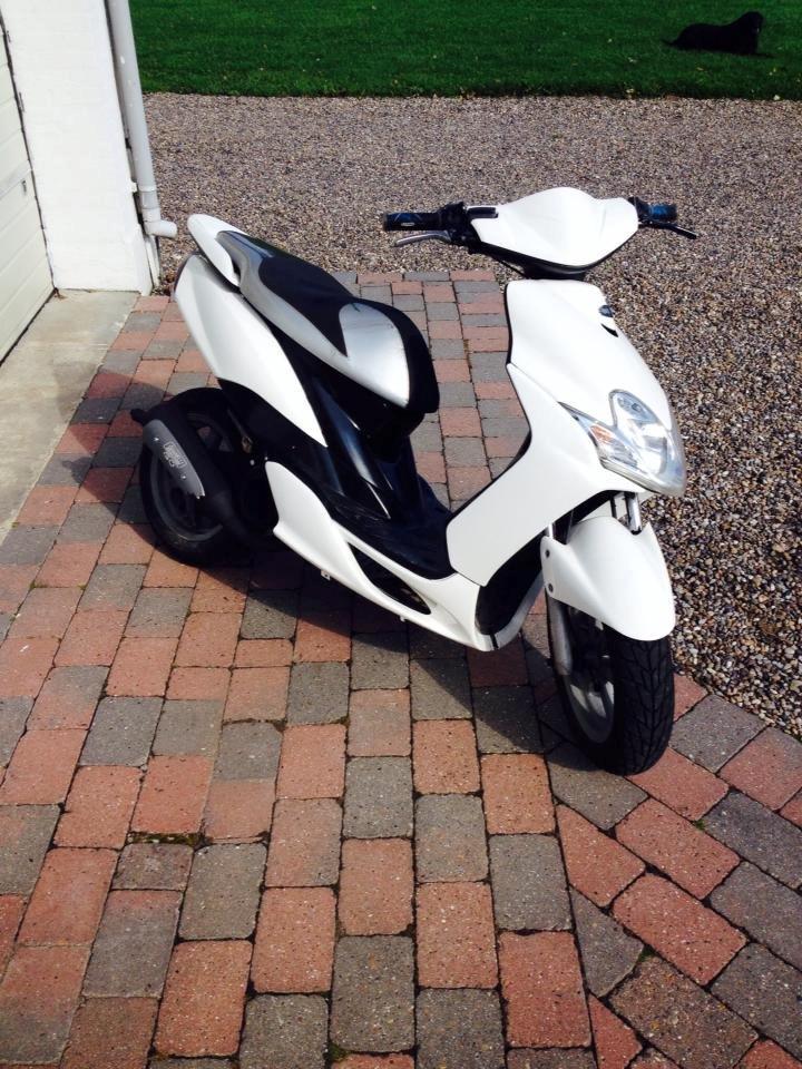 Yamaha Jog r SOLGT billede 1