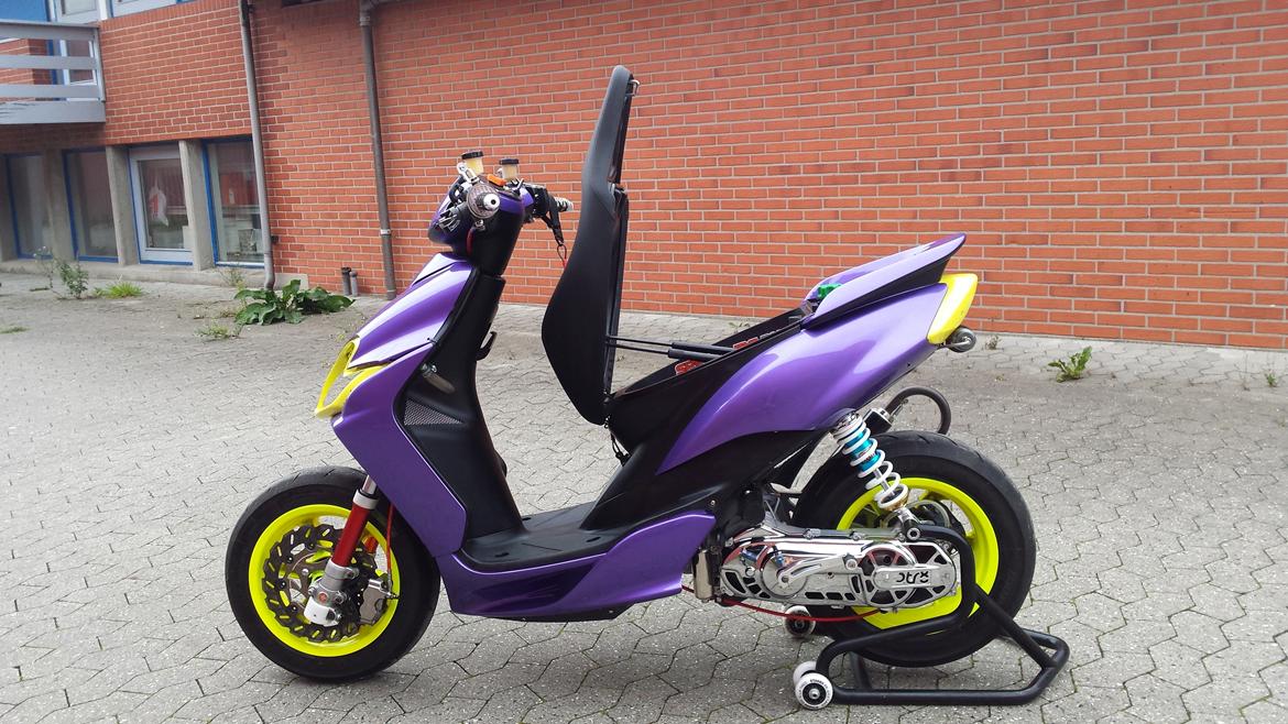 Yamaha Jog rr ts t7 12" billede 8