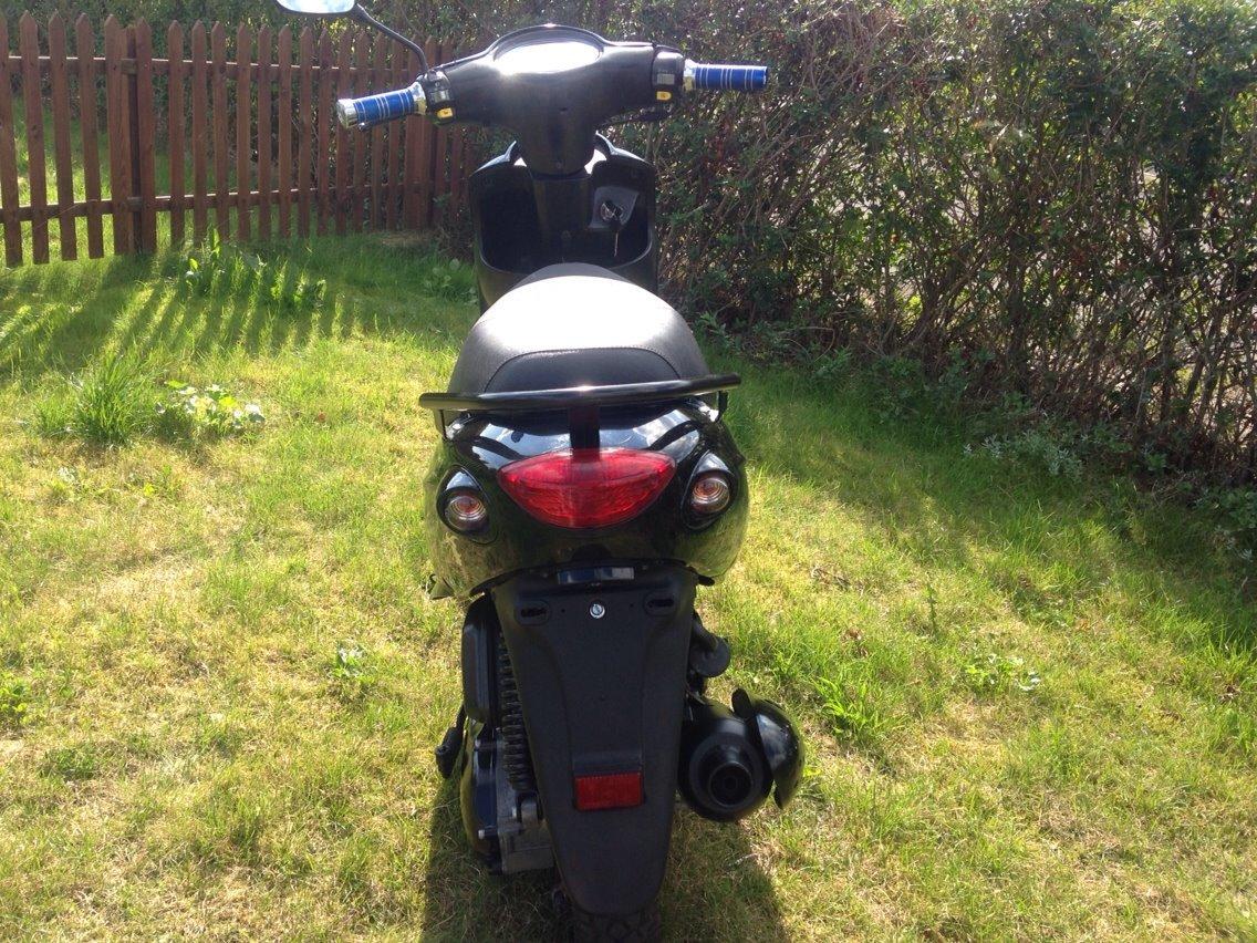 PGO Black magic billede 5