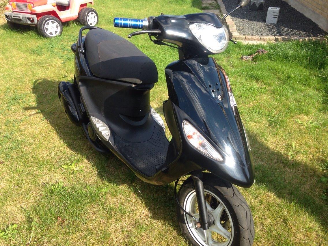 PGO Black magic billede 8