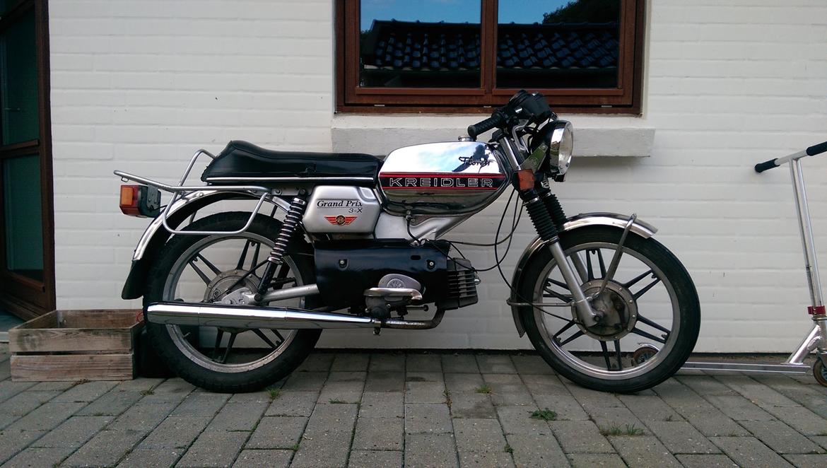 Kreidler Florett Rmc - her er den så med nyt gaskabel, speedometerdrev og udstødning :) billede 25