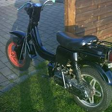 Suzuki fz50 (SOLGT)