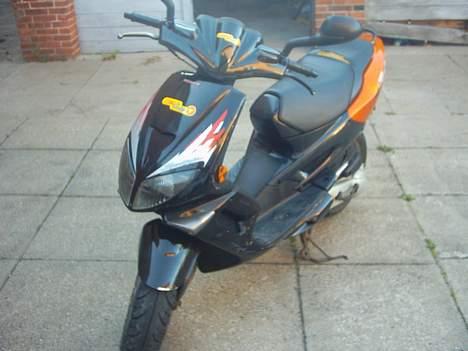 Peugeot Speedfight *solgt* - så er der sket lidt med scooteren billede 4