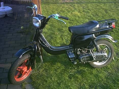 Suzuki fz50 (SOLGT) billede 1
