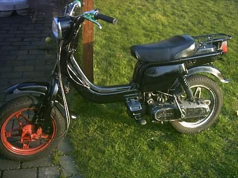 Suzuki fz50 (SOLGT) billede 3