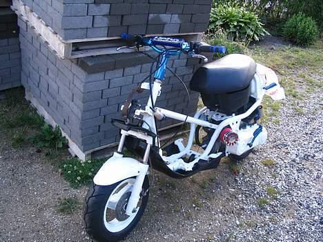 Yamaha jog lc (bane racer) billede 1