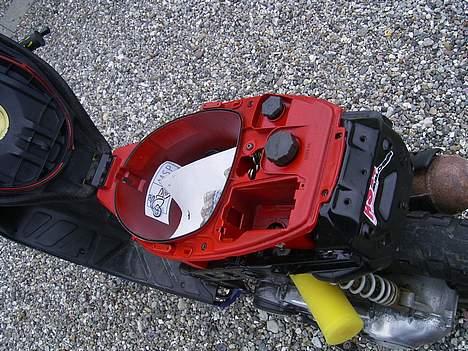 Piaggio Typhoon (SOLGT) billede 9