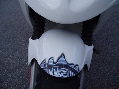 PGO Hot-tornado *Hvidunderet* billede 2