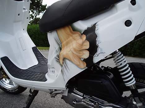 PGO Hot-tornado *Hvidunderet* billede 7