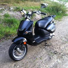 Aprilia Habana custom