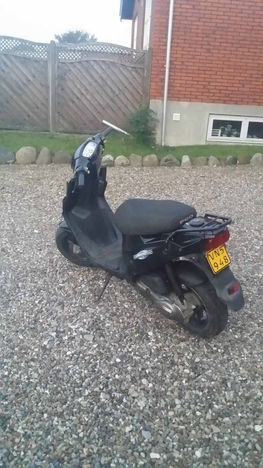 PGO Hot 50 billede 7