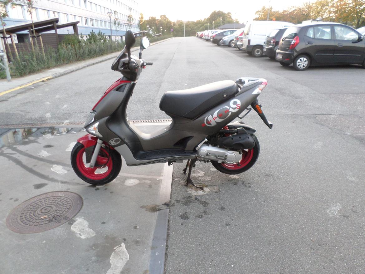 Kymco Super 9 billede 3