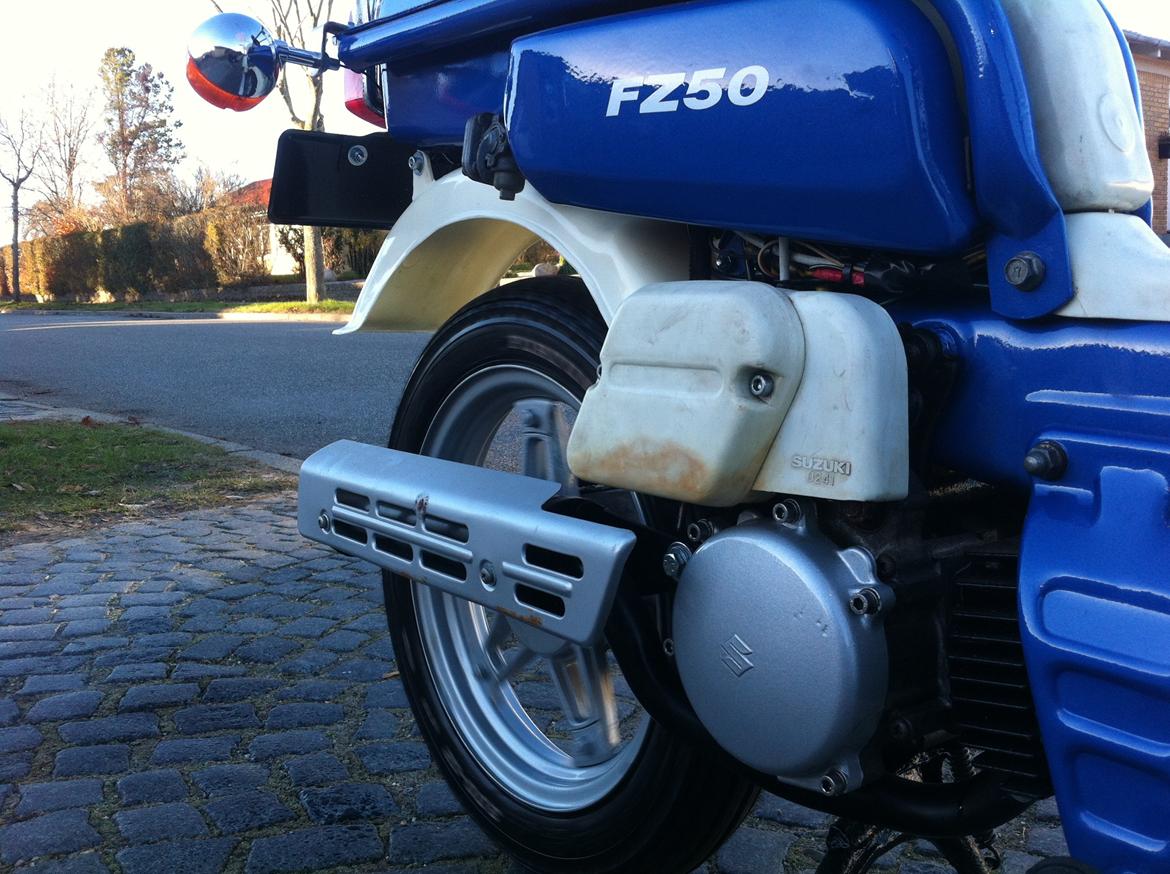 Suzuki FZ50 billede 5