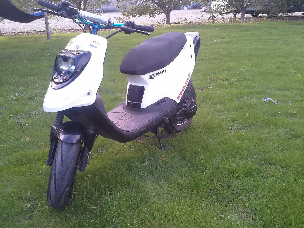 PGO Hot Skole racer billede 1