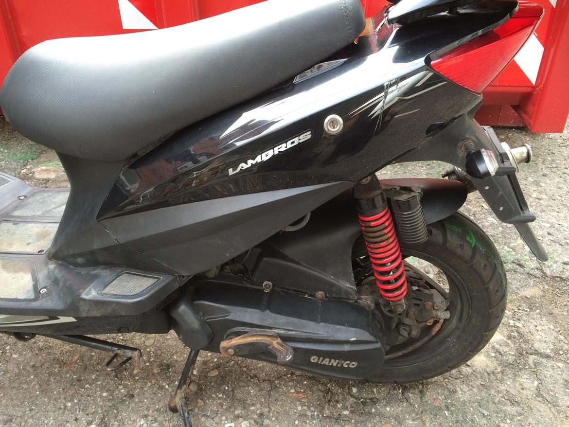 Giantco Lambros 45 billede 5