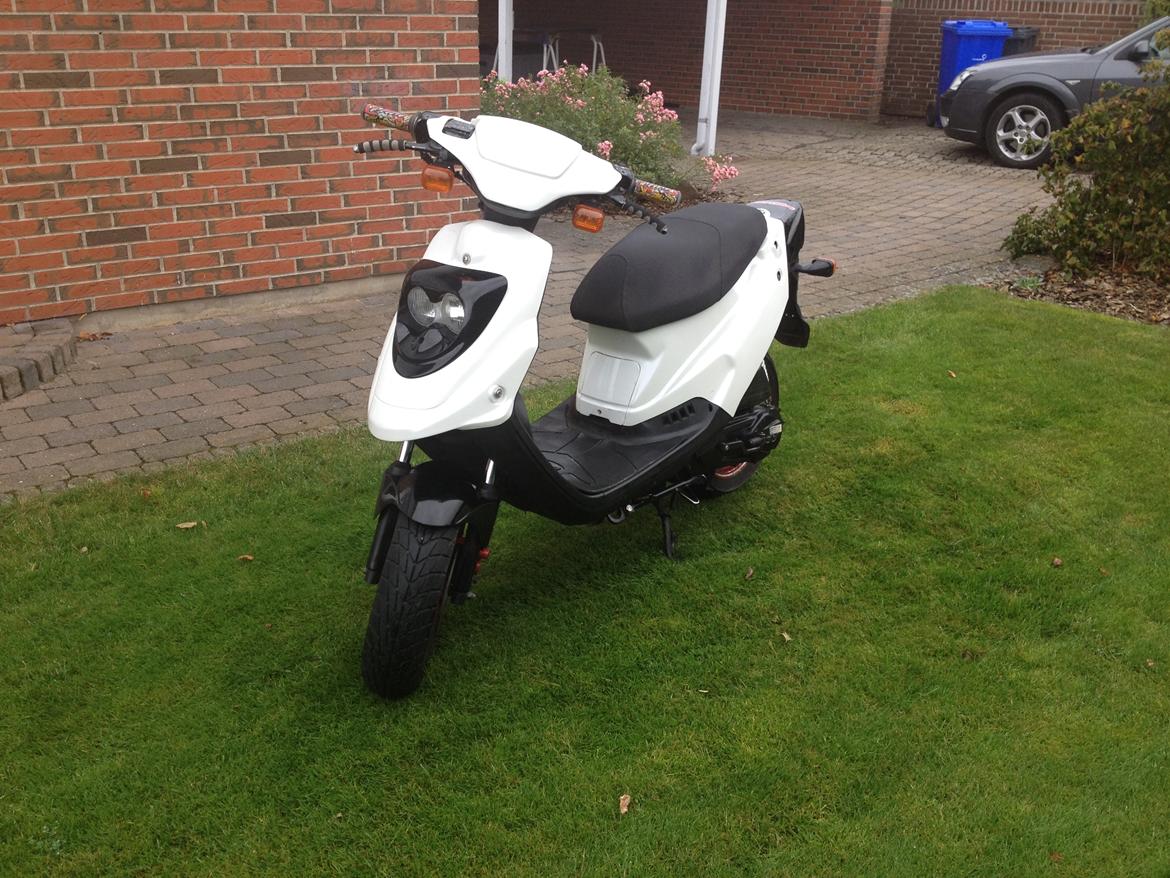 PGO Hot 50 billede 1