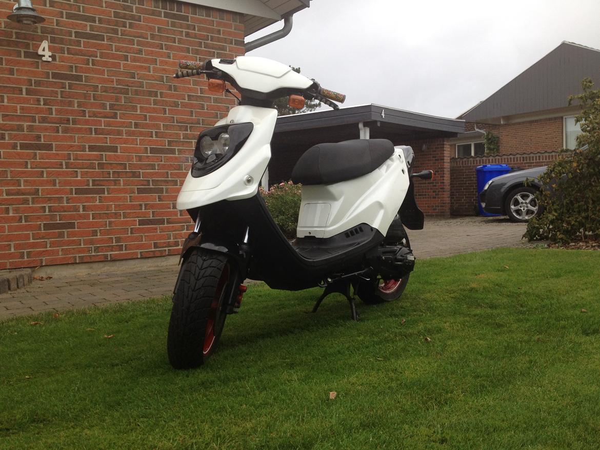 PGO Hot 50 billede 10