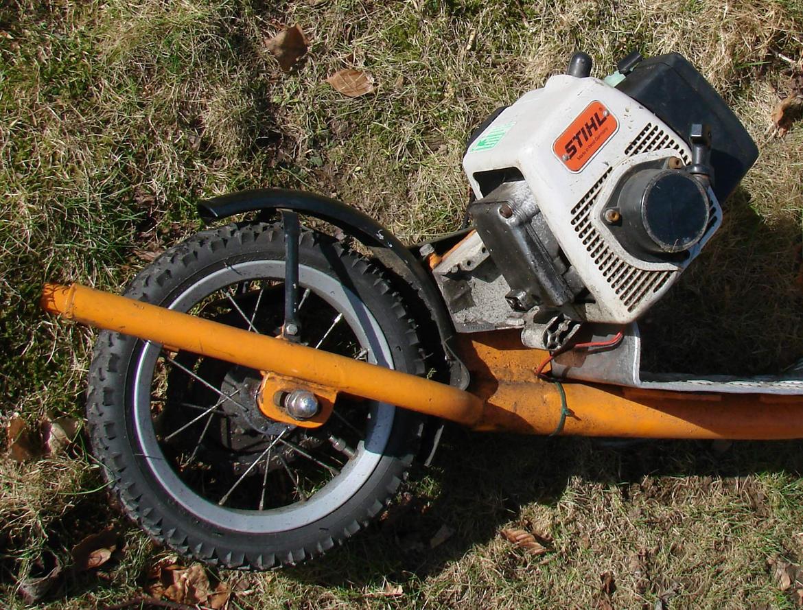 MiniBike Stihl // løbehjul billede 4