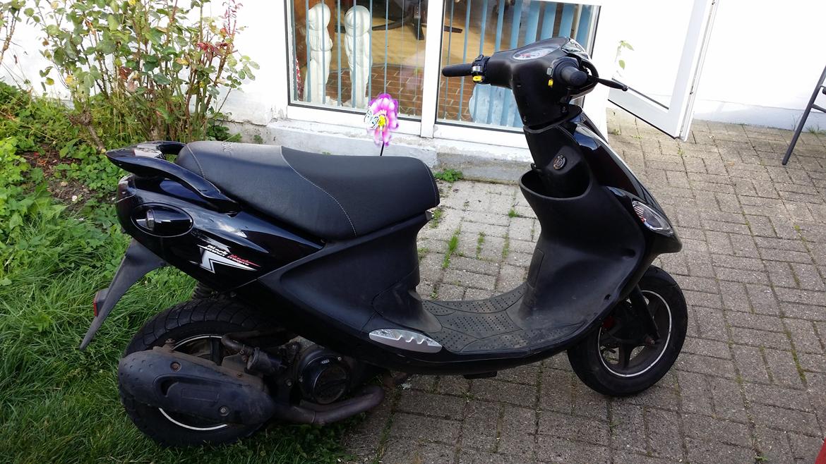 PGO Black Magic SOLGT billede 3