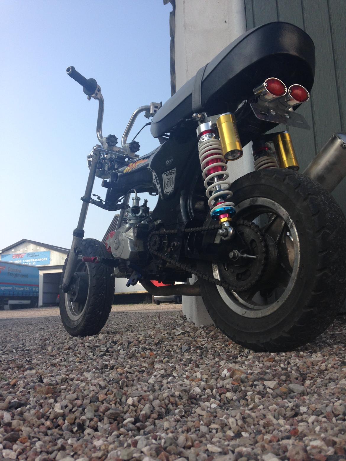 Skyteam Dax ( RACEREN ) [Tidl. Scooter] billede 1