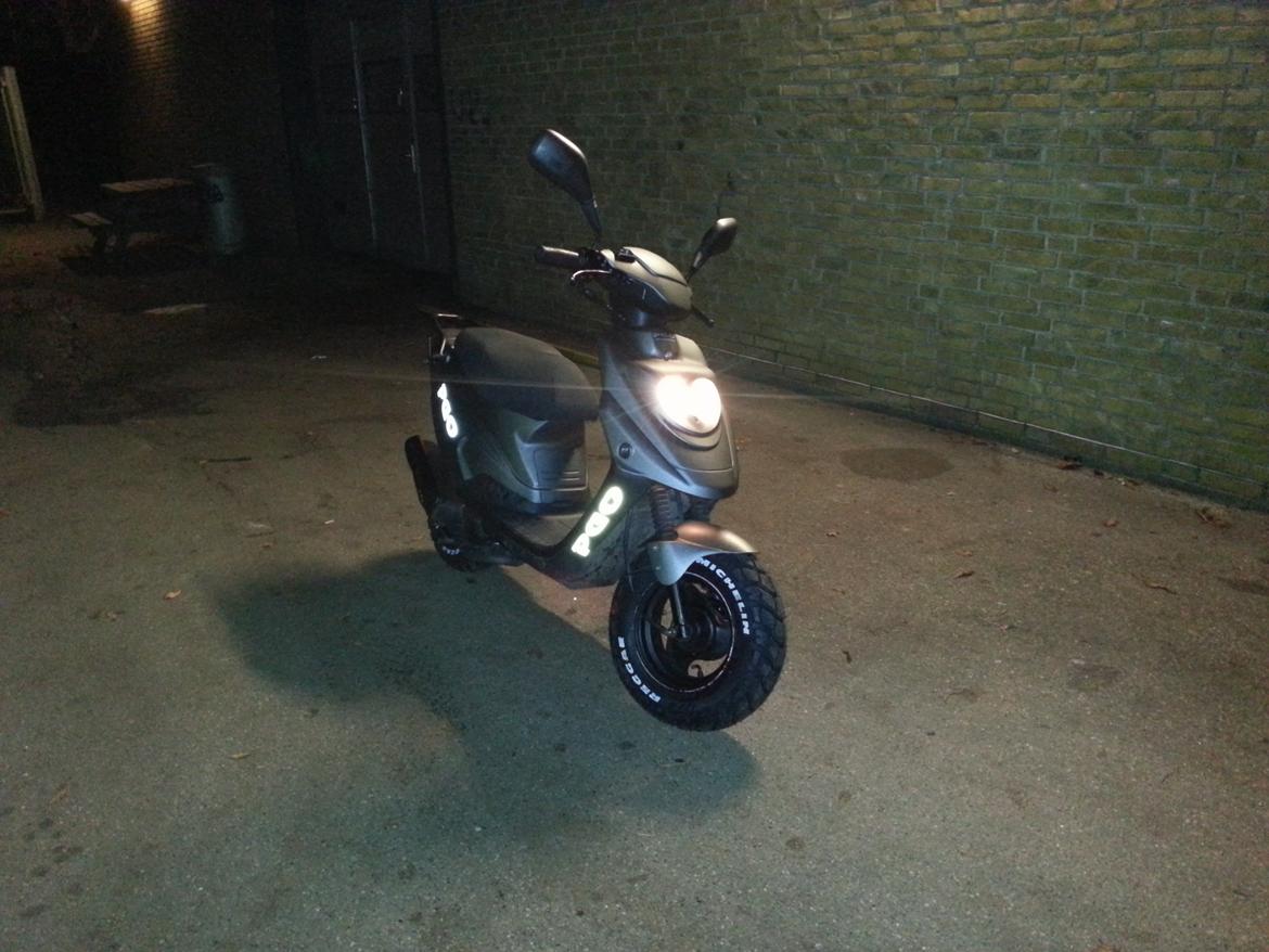 PGO Hot 50 billede 3