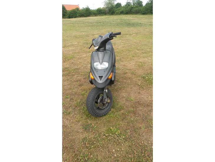 {{currentPhoto.altText}} billede {{currentPhoto.number}}