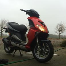 Piaggio nrg power dt